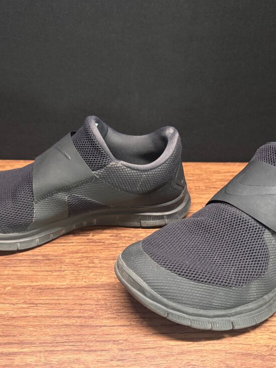 Nike Free 3.0 V4 Black Velcro Running Shoes 724851-001 Size 9 main image 4